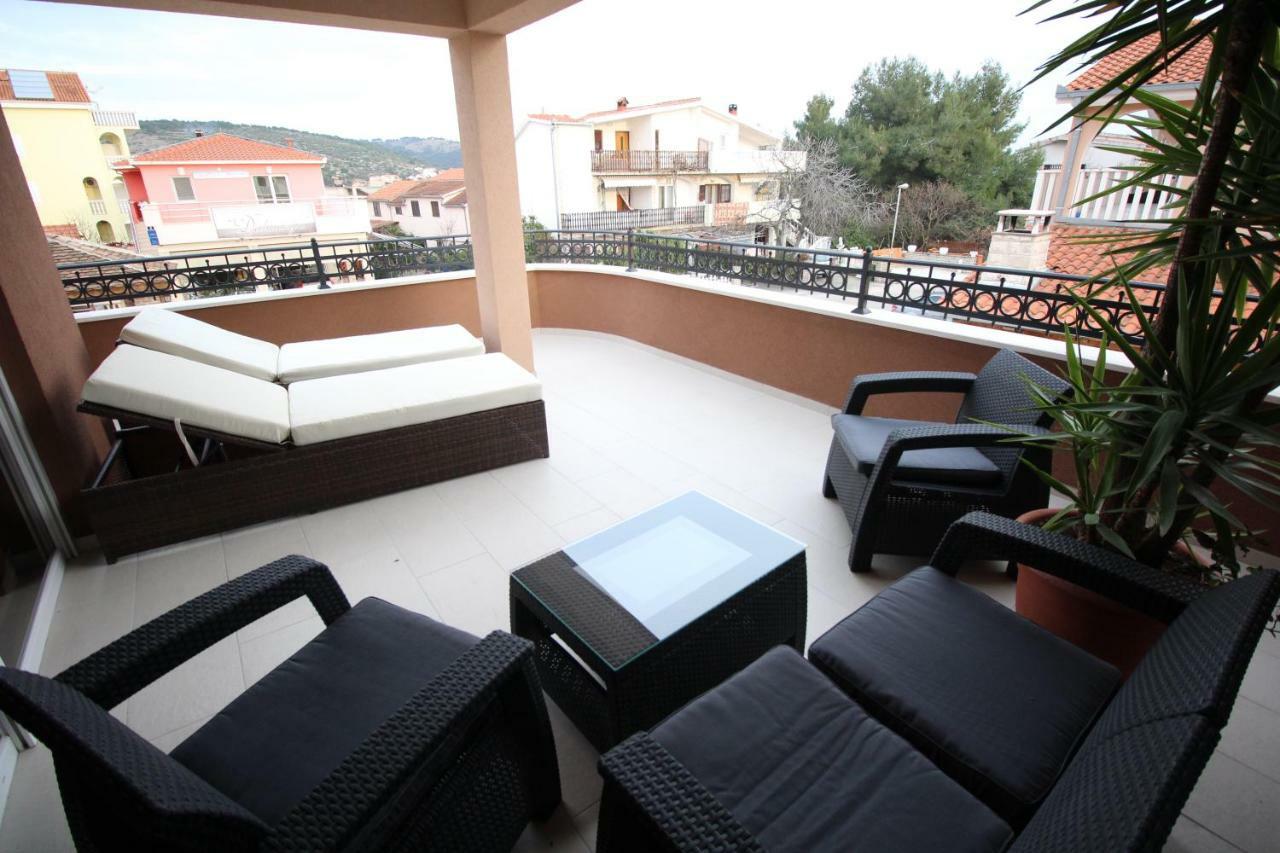 Villa Lux Haus Trogir Exterior foto